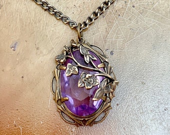 VINTAGE Tooled Artisan Brass "Climbing Flowers" CZECH Glass Necklace, Lavender Purple Filigree 18" Necklace - REF G N012