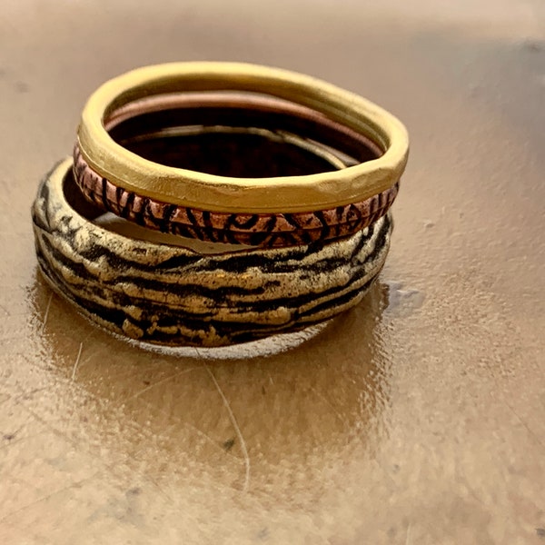 Vintaj RING Stack, Bronze, 10K Gold, Antique Copper Plated Set of 3 Rings, Handcrafted in the USA Sz 7.5 - REF-R007