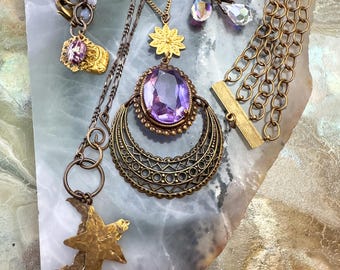 Conjunto de 5 piezas de joyería de latón Vintaj: collares, pendientes y pulseras de cristal checo