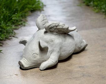 Stone pig figurine | Concrete flying pig 6'' | Pig with wings | Animal yard statue | Garden Decorations | Outdoor Sculpture