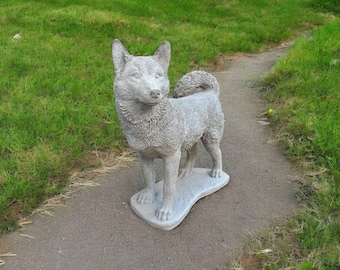 Massive Husky dog 22" | Concrete Siberian Husky | Dog sculpture | Pet memorial | Husky statue | Garden Decorations | Outdoor Sculpture