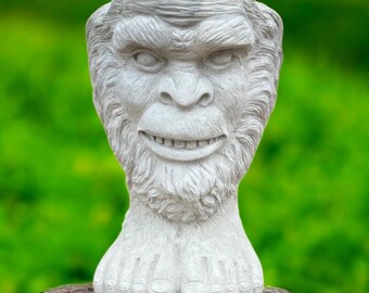 Bigfoot head pot | Garden planter 15" | Concrete flower pot | Pot for plants | Bigfoot figurine | Garden Decorations | Outdoor Sculpture