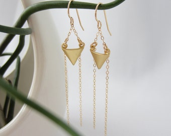 Gold geometric earrings, triangle earrings, art deco earrings, geometric jewelry, fringe earrings, long earrings, modern gold earrings