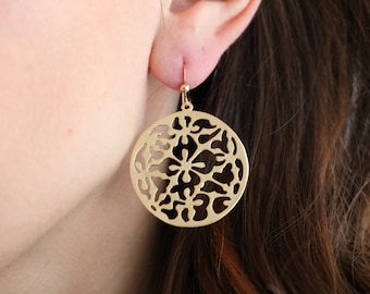 Round gold filigree earrings, silver filigrees, floral filigrees, gold earrings, round filigree earrings, statement earrings, floral earring