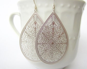 Silver Filigree Earrings, Delicate Earrings, Silver Dangle Earrings, Laser Cut earrings, Modern Earrings, Trendy Teardrop Silver Filigrees