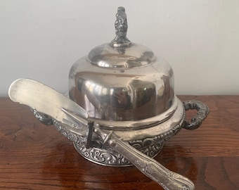 Wilcox Silver Plate Co. Silver-plated Butter Dish