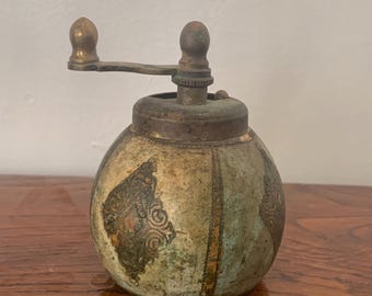 Chiarugi Florentine Peppermill