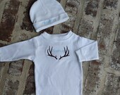 Personalized Newborn Baby Boy Romper Beanie Set: Deer Antlers Outfit