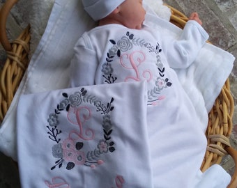 pink coming home outfit baby girl gift Personalized layette gown set embroidered girl applique baby shower gift