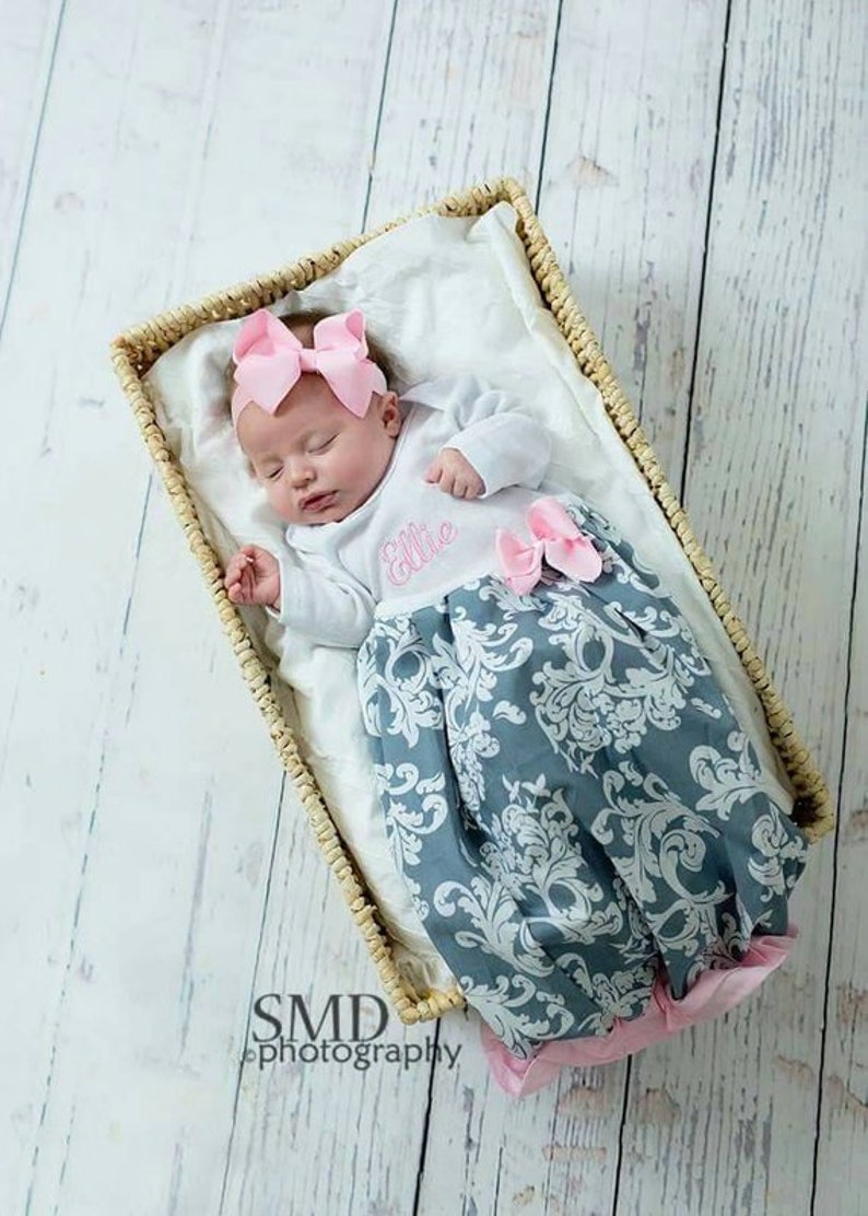 newborn baby girl hospital outfit