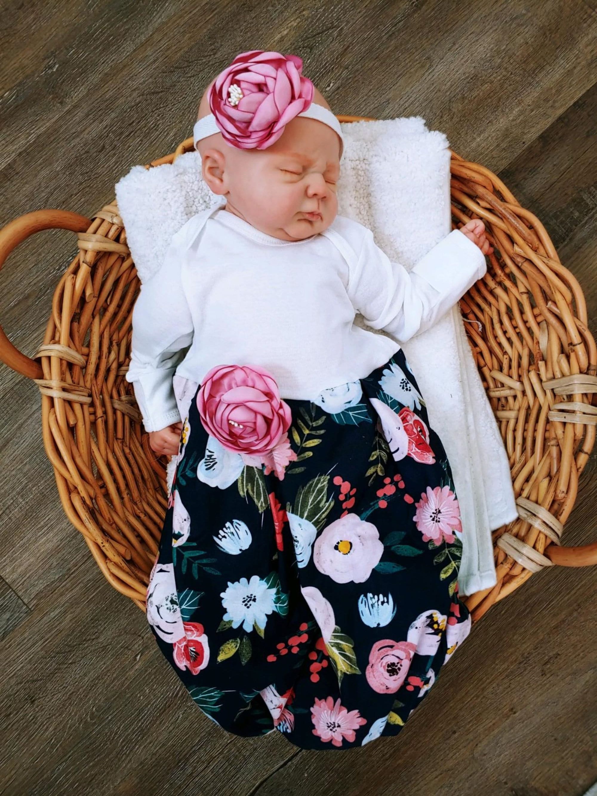 Baby clearance floral outfit