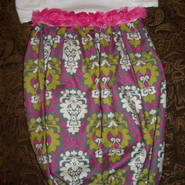baby girl clothes , Baby girl layette, shower gift, infant girl layette gown, first pictures, take me home set, newborn layette, baby gown