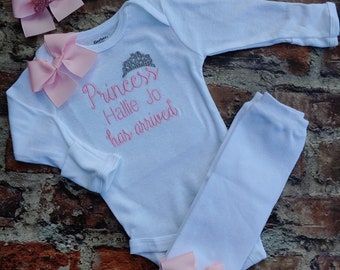 Personalized Baby Girl Coming Home Outfit - Princess Has Arrived Name Outfit - Bodysuit with Leg warmers - Personalized Baby Girl Gift -