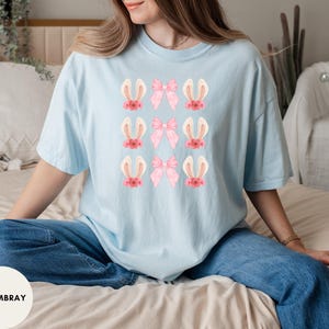 Trendy Ostern Crewneck, Ostern Shirt, fröhliche Ostern T-Shirt, Ostern Shirt für Kinder, Kokette Schleife Ostern Shirt für Frauen, süßes Häschen Shirt.