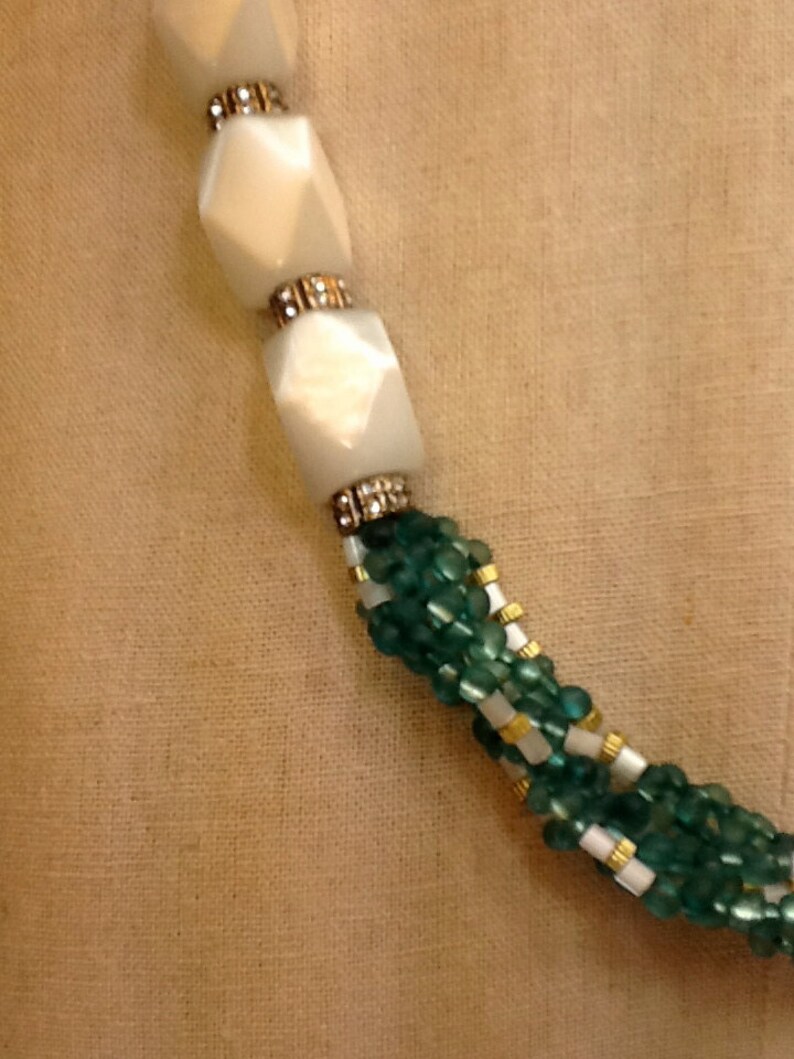 White Catseye & Aqua Glass Seed Bead Necklace quamby Etsy