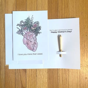 Tarjeta divertida para el Día de la Madre para una Fumando un Porro. Regalo para ella. Regalo para mamá. Regalo para mamá fumando marihuana. Regalo de cannabis.