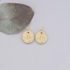 Colgante de langosta relleno de oro de 18 quilates, pulsera con dije de langosta con micropavé de circonita cúbica para hacer joyas DIY.
