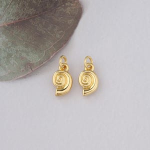 18K Gold Filled Conch Pendant,Gold Conch Shell Charm Bracelet Necklace for DIY Jewelry Making Supply