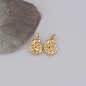 18K Gold Filled Conch Pendant,Ocean Conch Shell Charm Bracelet Necklace for DIY Jewelry Making Supply
