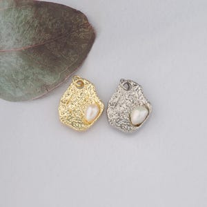 18K Gold Filled Oyster Pendant,Ocean Oyster Charm Bracelet Necklace for DIY Jewelry Making Supply