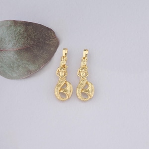 18K Gold Filled Mermaid Pendant,Gold Mermaid Charm Bracelet Necklace for DIY Jewelry Making Supply