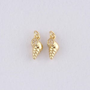 18K Gold Filled Conch Pendant,Gold Conch Shell Charm Bracelet Necklace for DIY Jewelry Making Supply