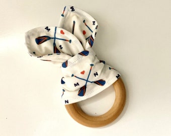 MN Oar wooden teething ring