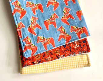 Dala horse burp cloth trio