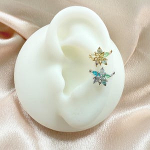 Dainty Flower Ear Cuff,Forget-me-not Helix Earring,Multicolor Gemstone Clip On Earring,No Piercing Conch Cuff,Ear Wrap,Unique Jewelry Gift