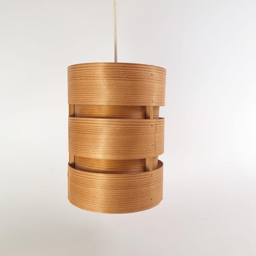 Hans-Agne Jakobsson - Suspension moderne Mid-Century en placage de pin - Éclairage vintage scandinave - Années 1960