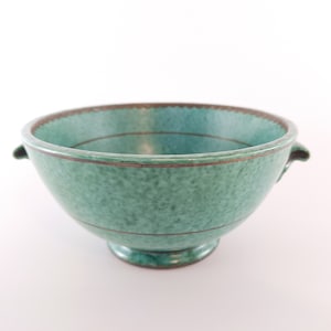 Wilhelm Kåge, Gustavsberg, Sweden – Swedish Grace Ceramic Bowl &quot;Argenta&quot;, Green with Silver Decoration – 1930s