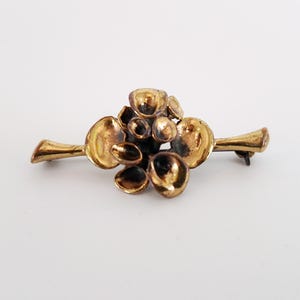 Bronze Brooch &quot;Reindeer Moss&quot; – Hannu Ikonen, Valo-Koru, Finland – Scandinavian Vintage Jewelry – 1970s