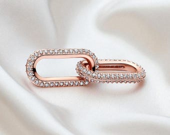 Cute Pave Double Link Charm Piece, Timeless Jewellery with Sparkling Modern Design, Versatile Accessory for Any Occasion, Gift for Her