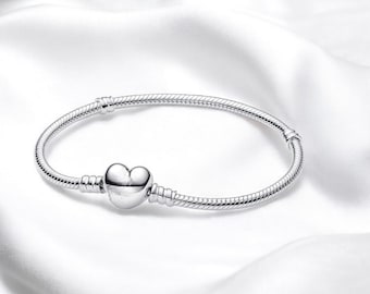Smart Snake Chain Bracelet For Women, Delicate Silver Heart Clasp Chain Bracelet, Wife Gift, Dainty Bracelet, Jewellery Charm, Gift For Her