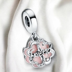 Błyszczący czterolistny koniczynowy urok, przyjacielski urok nieskończoności, biżuteria przyjaźni, pasuje do bransoletki Pandora, amulety szczęścia, idealny prezent dla przyjaciela