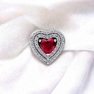 Funkelnde rotes Herz Charme, pflastern Herz Charme, passt Pandora Armband, Valentinstag Charme, rotes Herz pflastern Charme, Geschenk für Mama