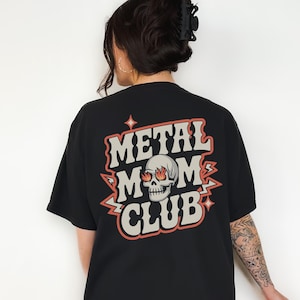 Metal Mom Club Grafik-T-Shirt für Frauen, Metall Mutter, trendy, Vintage, Grunge, Punk, Heavy Metal, Rock, Mutter, Mama, Blegh, Tshirt, emo, korn