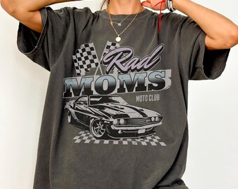 Camiseta gráfica Rad Moms Moto Club para mulheres, camiseta de mãe, mamãe, moderna, retrô, vintage, ousada, grunge, presente, camiseta grande