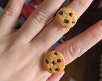 Heerlijke koekjesring - nepvoedselkostuums - versgebakken chocoladekoekje, koekje of koekje - verstelbare ring