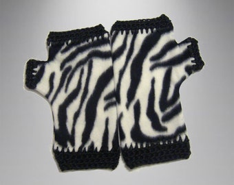 Crochet Edge Fleece Fingerless Gloves, Zebra Stripes