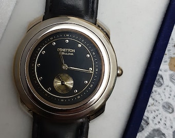 Reloj de pulsera vintage unisex coleccionable Benetton by Bulova