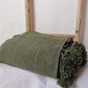 Large khaki Moroccan cotton throw with tassels - Gold stripes - 3x2m - Handcrafted - Handmade - Bedspread - Berber blanket - Boho decor