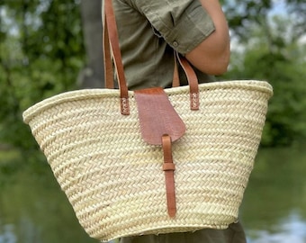 Bag with leather handles, market basket, tote bag, raffia, beach basket, gift for her, Moroccan craftsmanship, handmade, made in Marrakech
