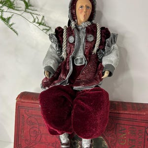 VTG Handmade Doll Italian Style Renaissance Marionette Puppet Rare Find 12”x5”