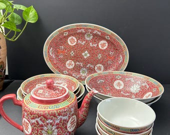 Vintage Chinese Jingdezhen Famille Rose Mun Shou Longevity dinnerware