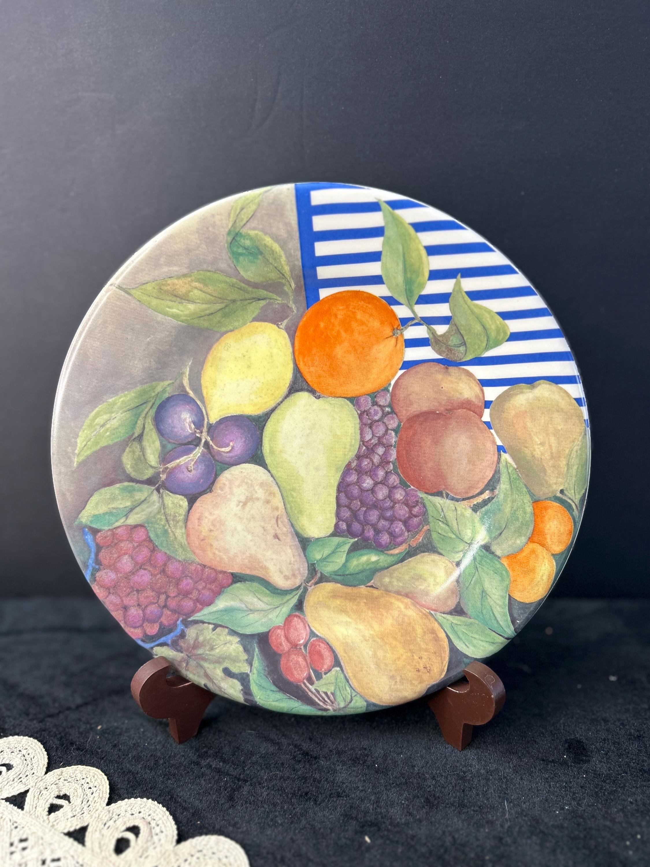VTG Two France Gien La Ronde Des Fruits Salad Plates 8.75”x0.75