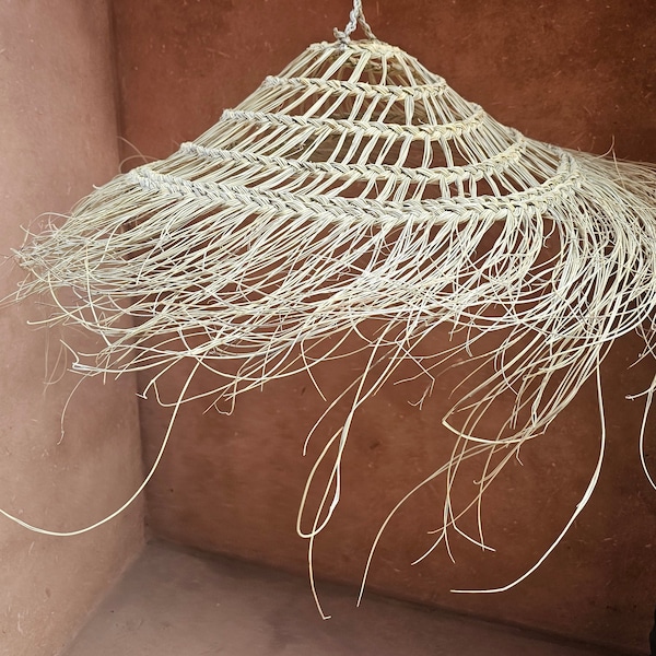 pendant light in straw parasol shape, straw lampshade