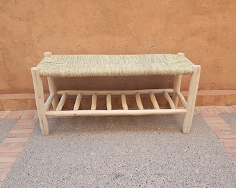 Banco de madera con almacenamiento integrado