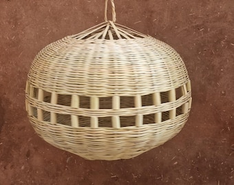 Suspension boule en osier, abat-jour en paille