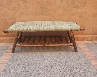 Banco de madera con almacenamiento integrado